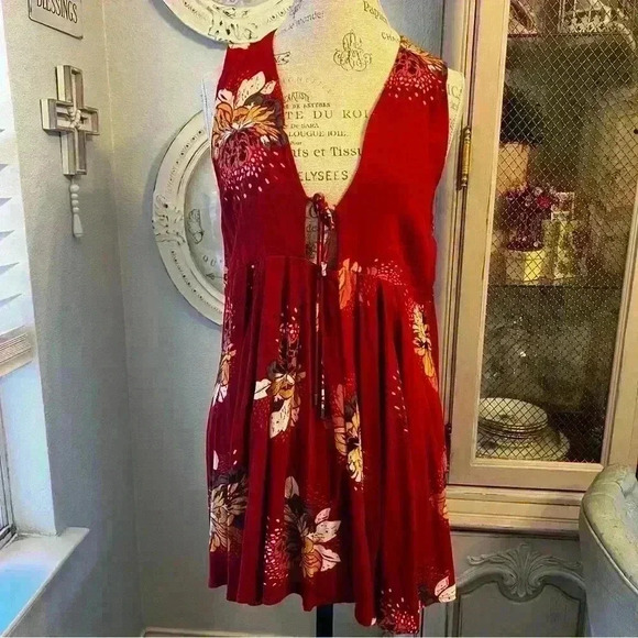 Free People Floral Red Women's Top size small - Picture 1 of 7